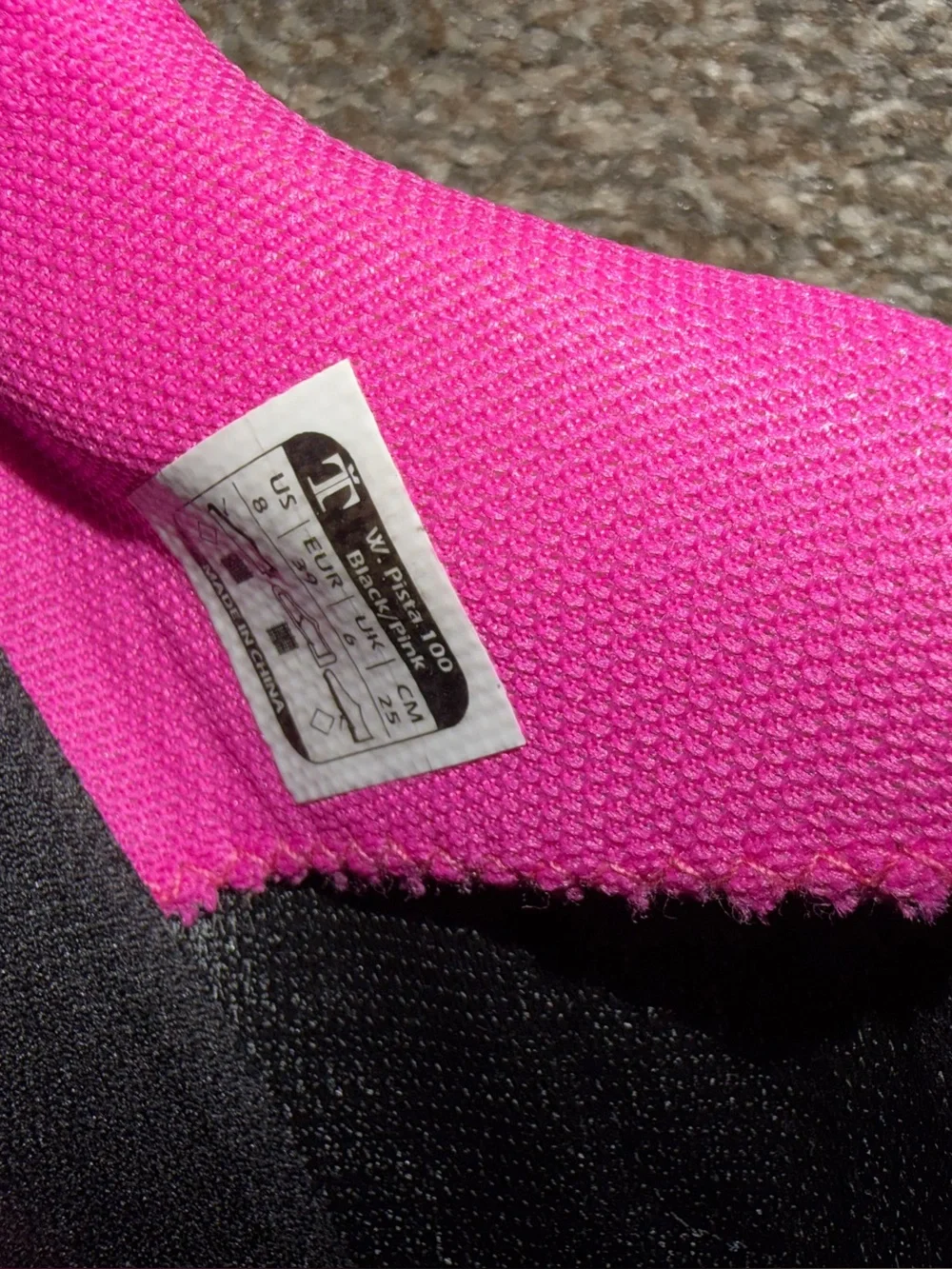 Tommaso black & pink cycling shoes with delta cleats